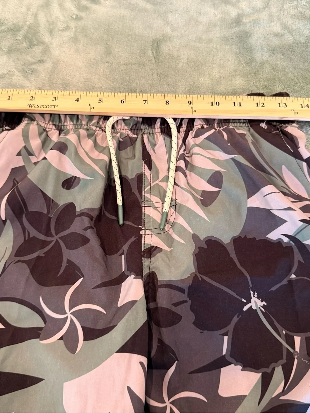 Laguna Swim Men’s Small Floral Swim Trunks 6” Inseam UPF 50+ NWT